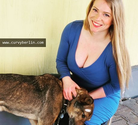 Laura Katz star free img