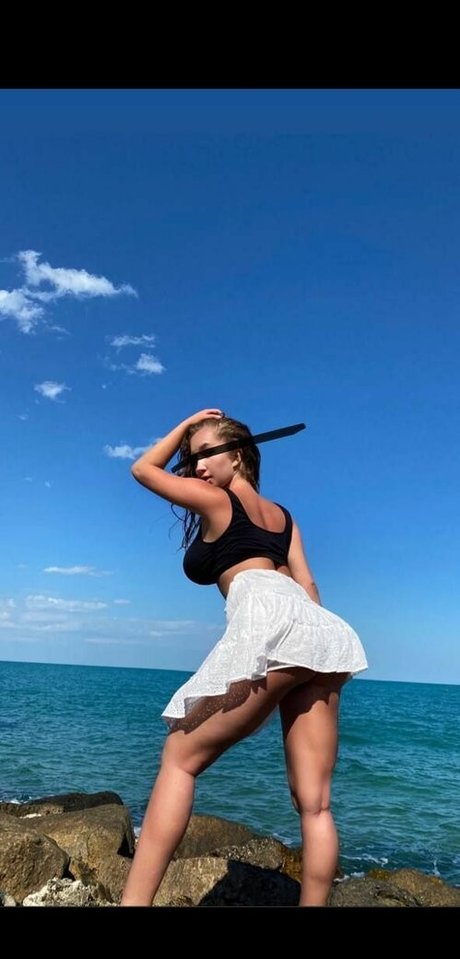 Nika Arven high quality actress pic