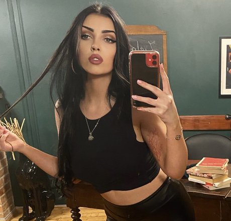 Misstress Glamorous pornstar sex images