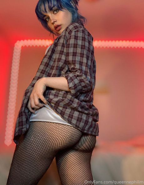 Queen Nephilim model exclusive pictures