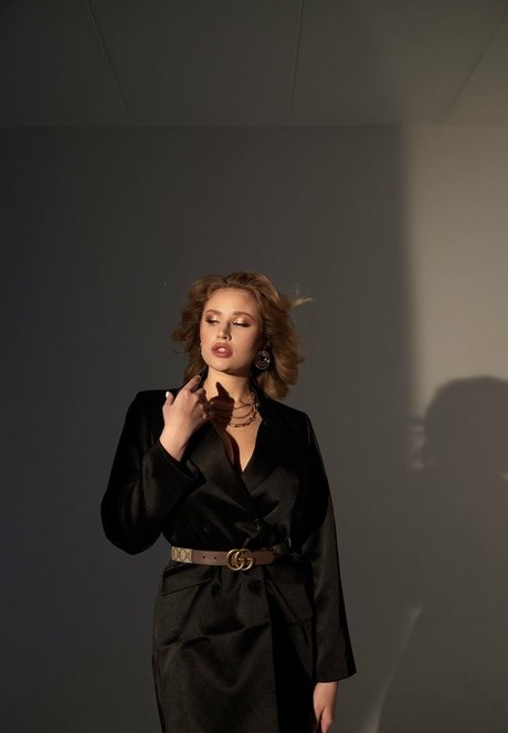 Merelin adult star picture