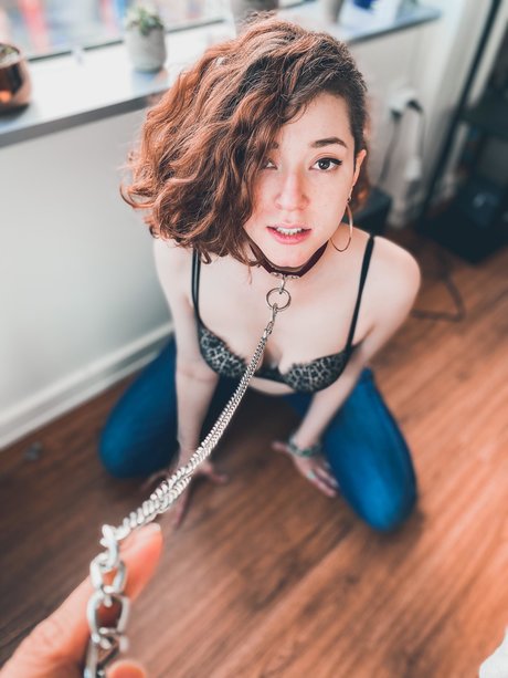 Cuban Hottie star pornographic image