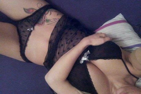 Tara Tabitha exclusive star photos