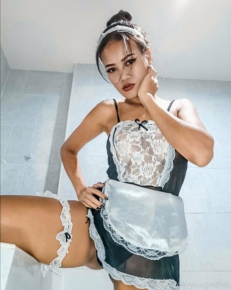 Yourgoldfish model exclusive galleries