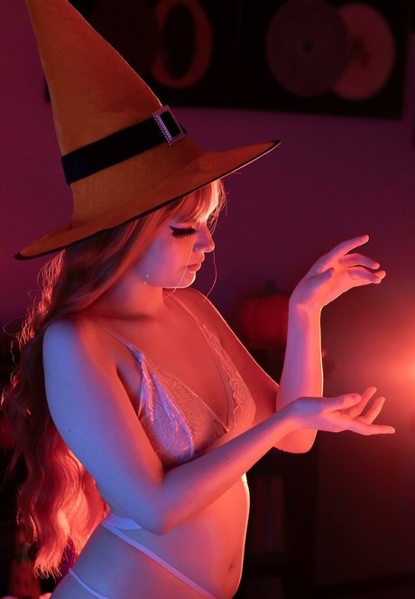 Rainbow Bonny model beautiful images