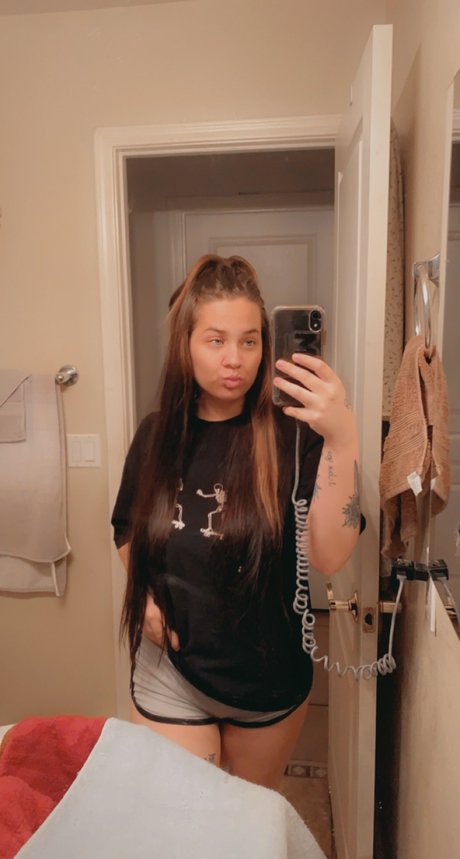 Imtrashleyyy pornstar exclusive pics