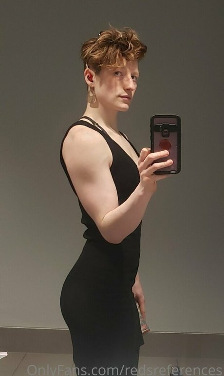 redsreferences star naked image