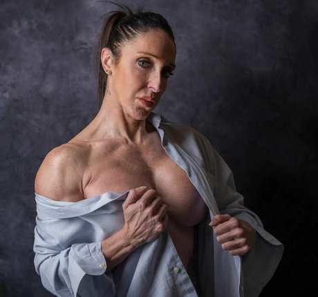 robertabrevi pornographic model gallery