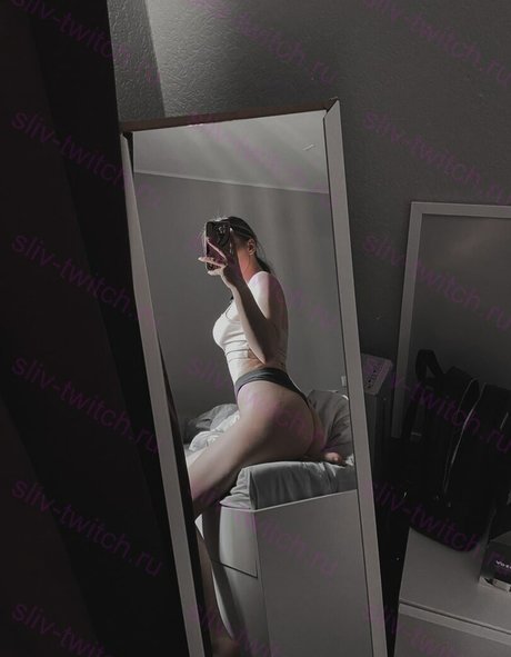 Leron Baron nudes star pic