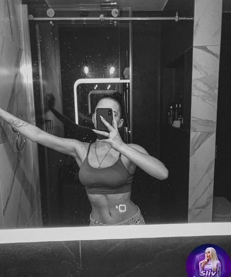 Leron Baron pornographic actress photo