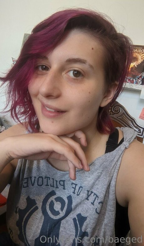 baeged best actress photo