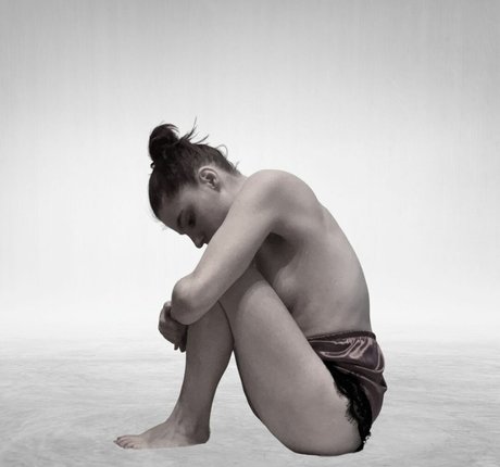 Oceane Licorne erotic actress photo