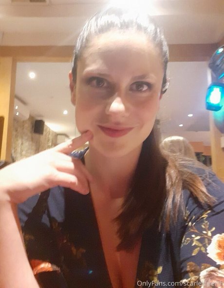 aussielilyfox pretty pornstar pictures