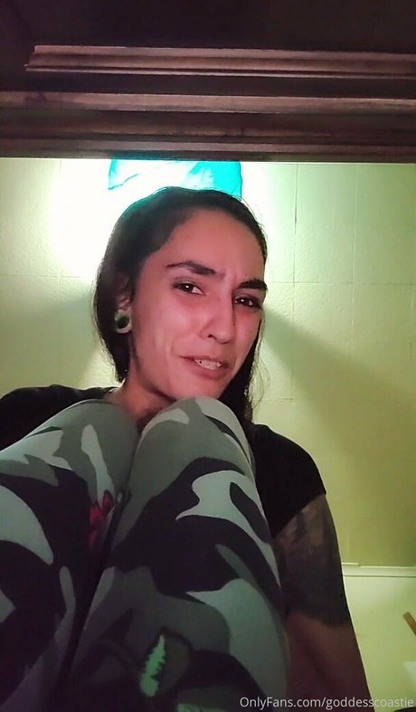 goddesscoastie model picture