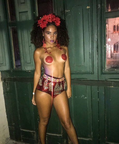 Duda Lisboa star nice gallery