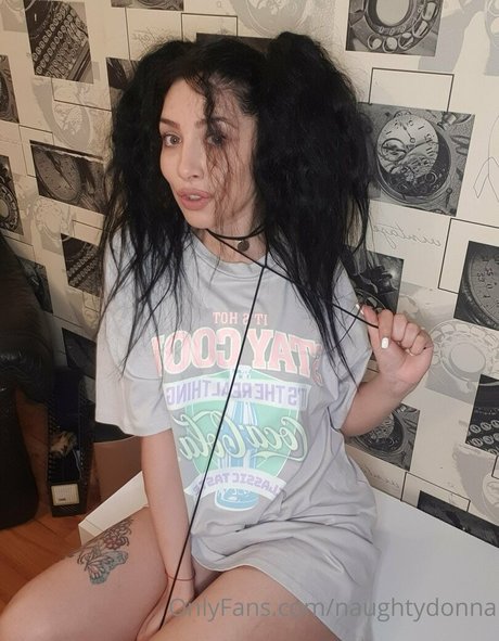 naughtydonna xxx actress photo