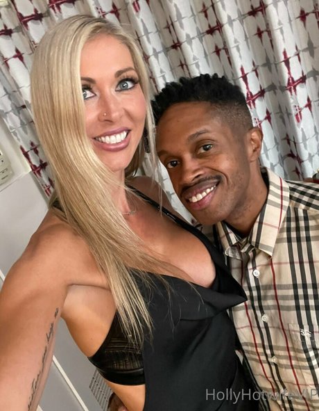 hollyhotwifevip nudes pornstar images