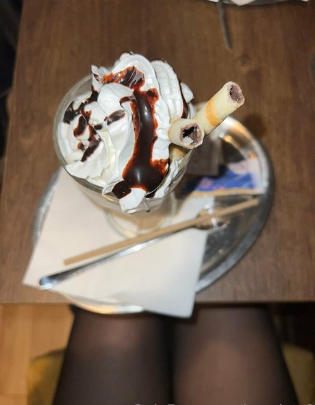 jscarlett6 model exclusive img