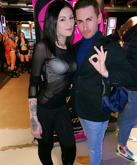 matty852 star naked galleries