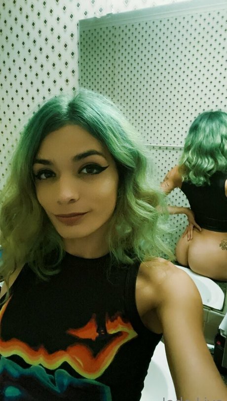 Jadelive perfect star pics