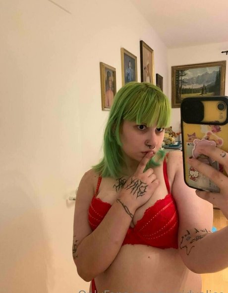 suicidyalice xxx star image