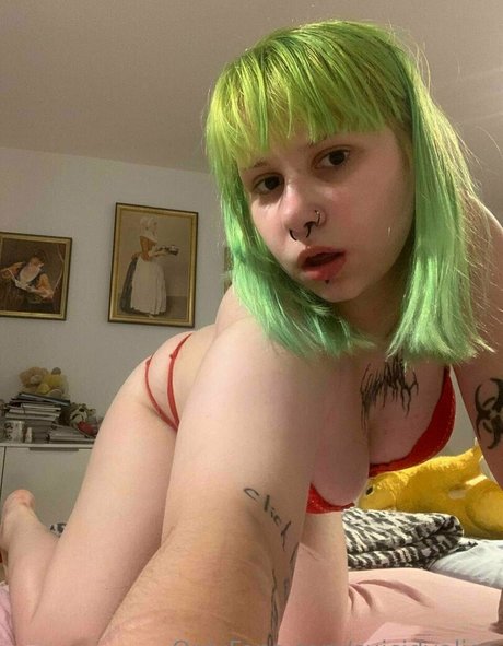 suicidyalice star beautiful pic