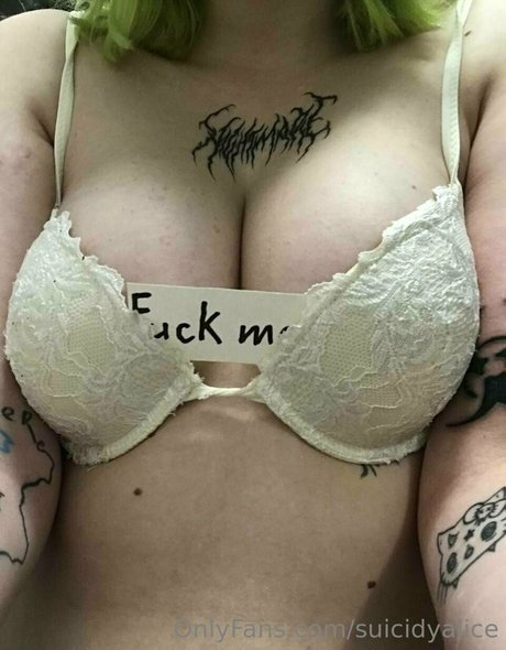 suicidyalice erotic pornstar photo