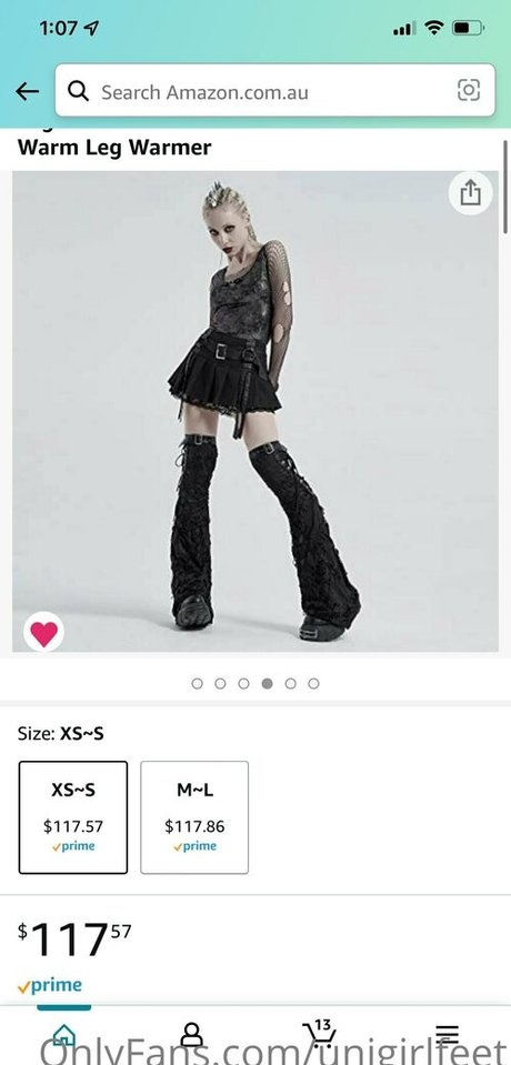 unigirlfeet nude model img