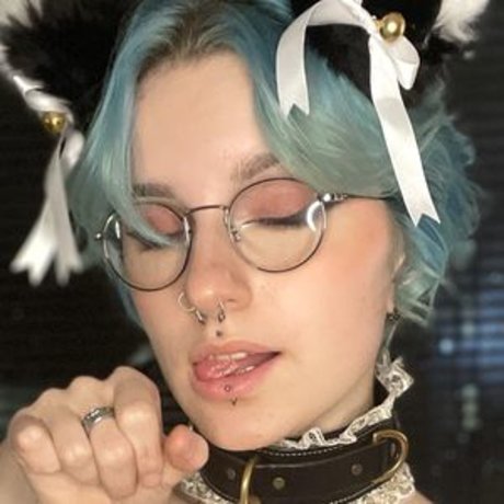 lyracr0w0 beautiful pornstar gallery