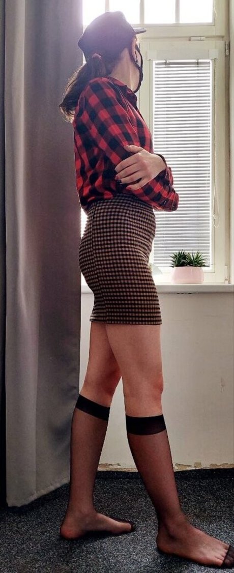 lucia cutie xxx actress gallery