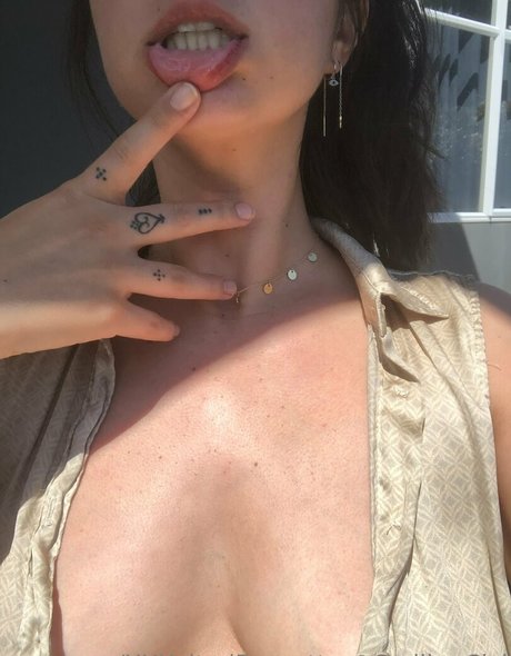 smilingcici model hot img