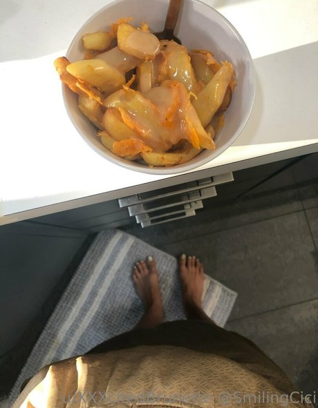 smilingcici profile pic