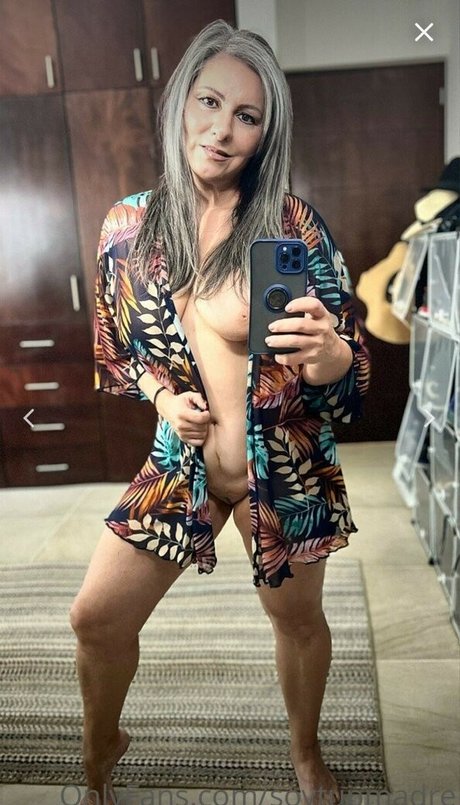 Paty Bacelis star art img