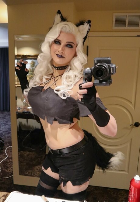 AlsoAshley hot pornstar image