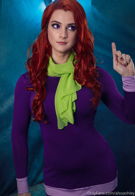 AlsoAshley model hot pictures