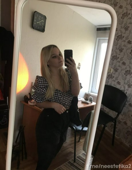 Lenny Bright star hd gallery