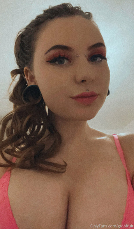 sewergirl pornographic actress archive