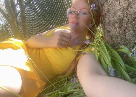 gingergirlie erotic model gallery