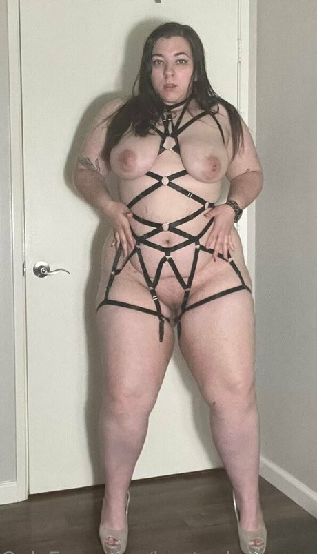 bootynbodyqueen model hot archive