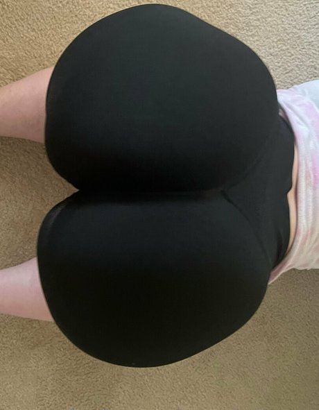 bootynbodyqueen pornstar nude image