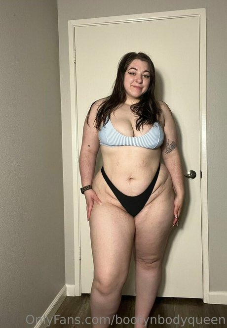 bootynbodyqueen pornstar sexy image