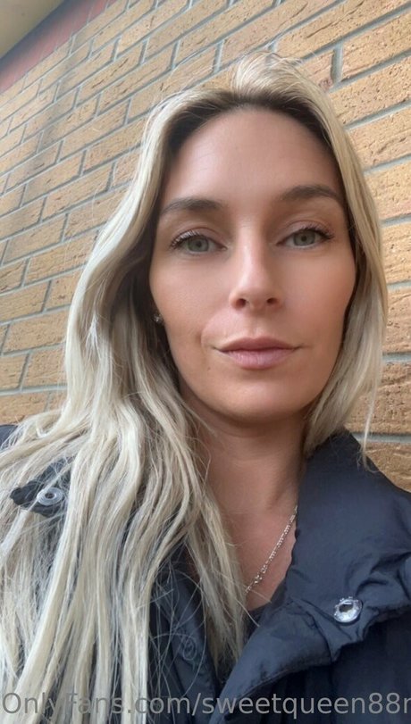 sweetqueen88 exclusive pornstar galleries