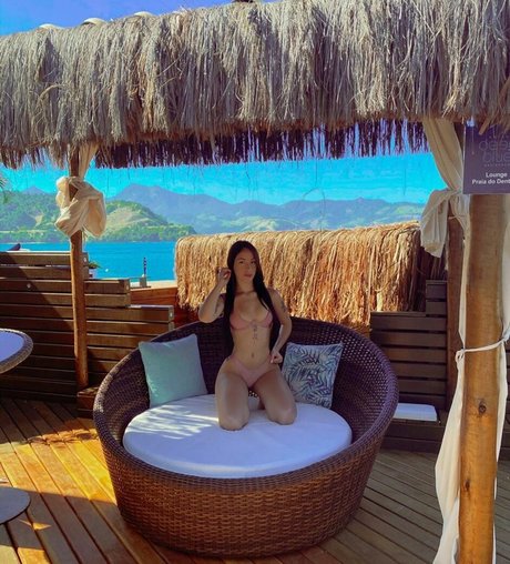 Yohana Rayra nice pornstar images