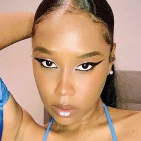 Sweetmystique_ nude star pic