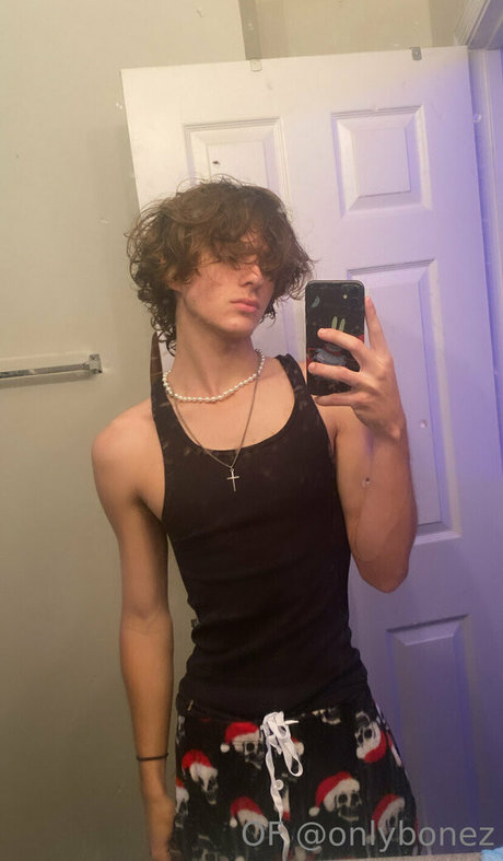 onlybonez pornstar naked pic