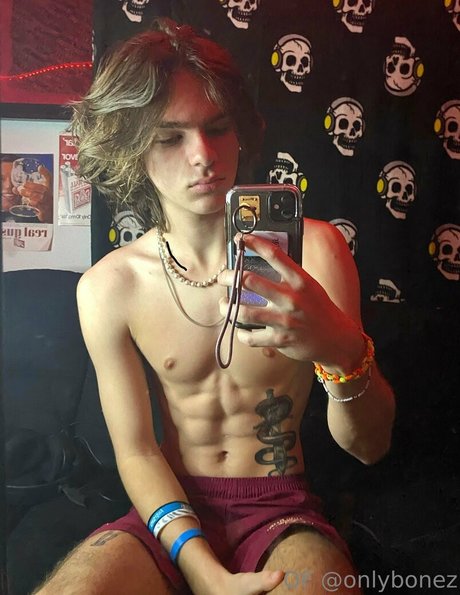 onlybonez pornstar nudes pic