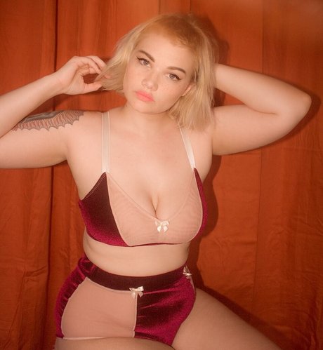 isabel hendrix pretty star archive