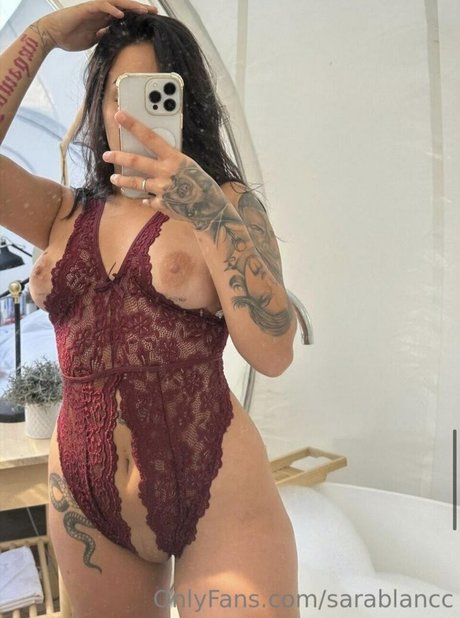 sarablancc model naked pics