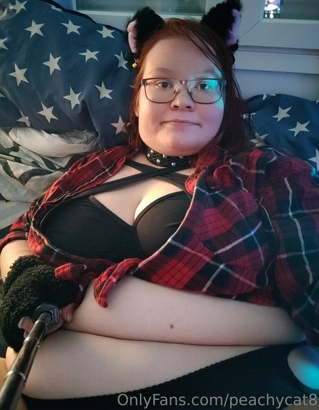 peachycat8 model pornographic images
