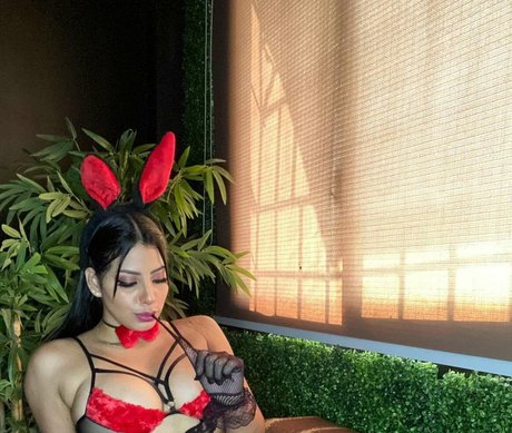 Luisa Espinoza pornstar naked img